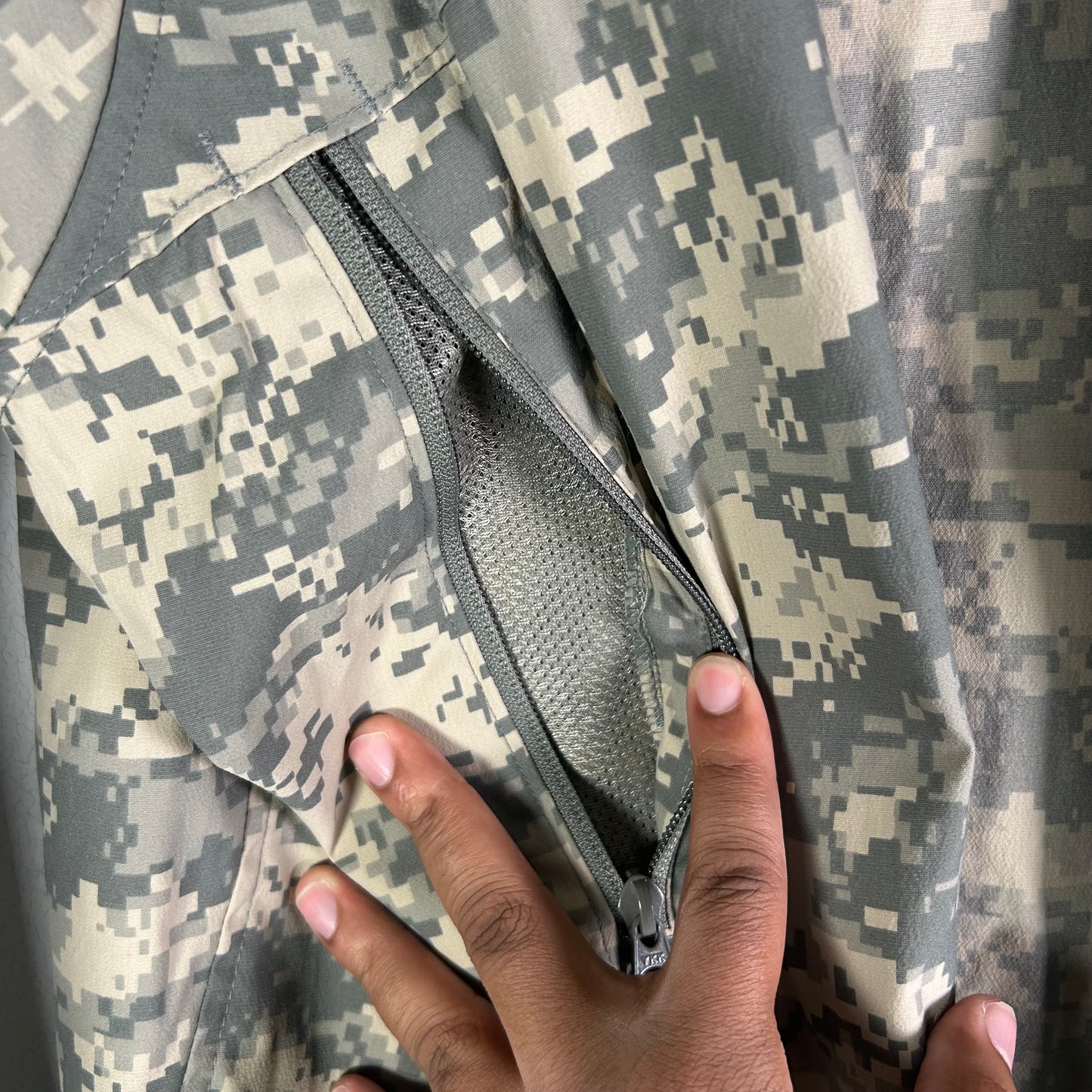 unbranded camo jacket Outerwear