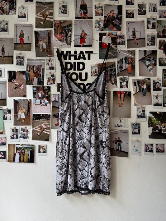 patterned slip Tops