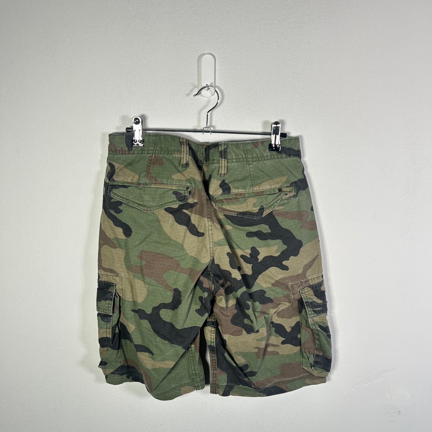GAP camo cargo shorts Bottoms