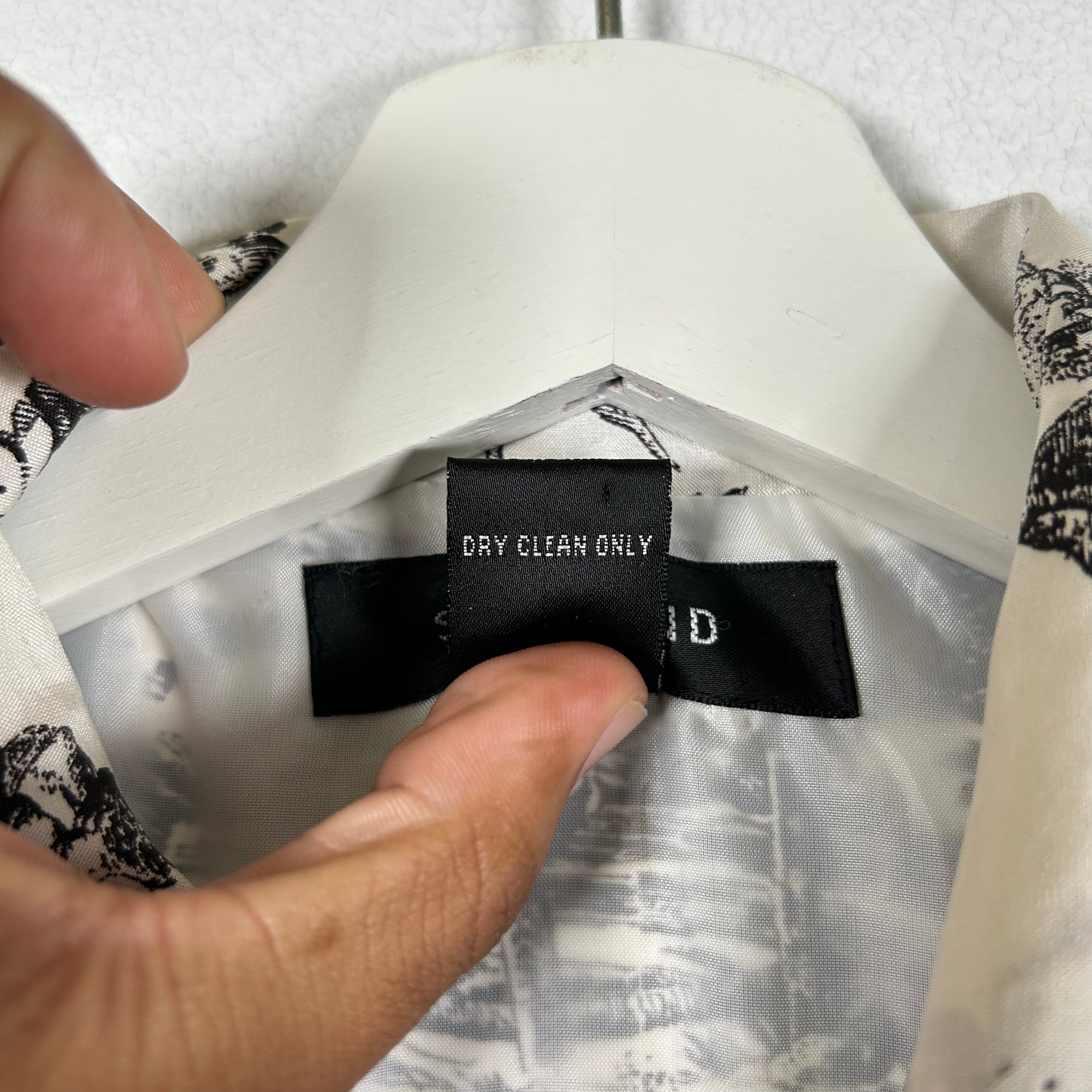 silk land patterned vest  Tops