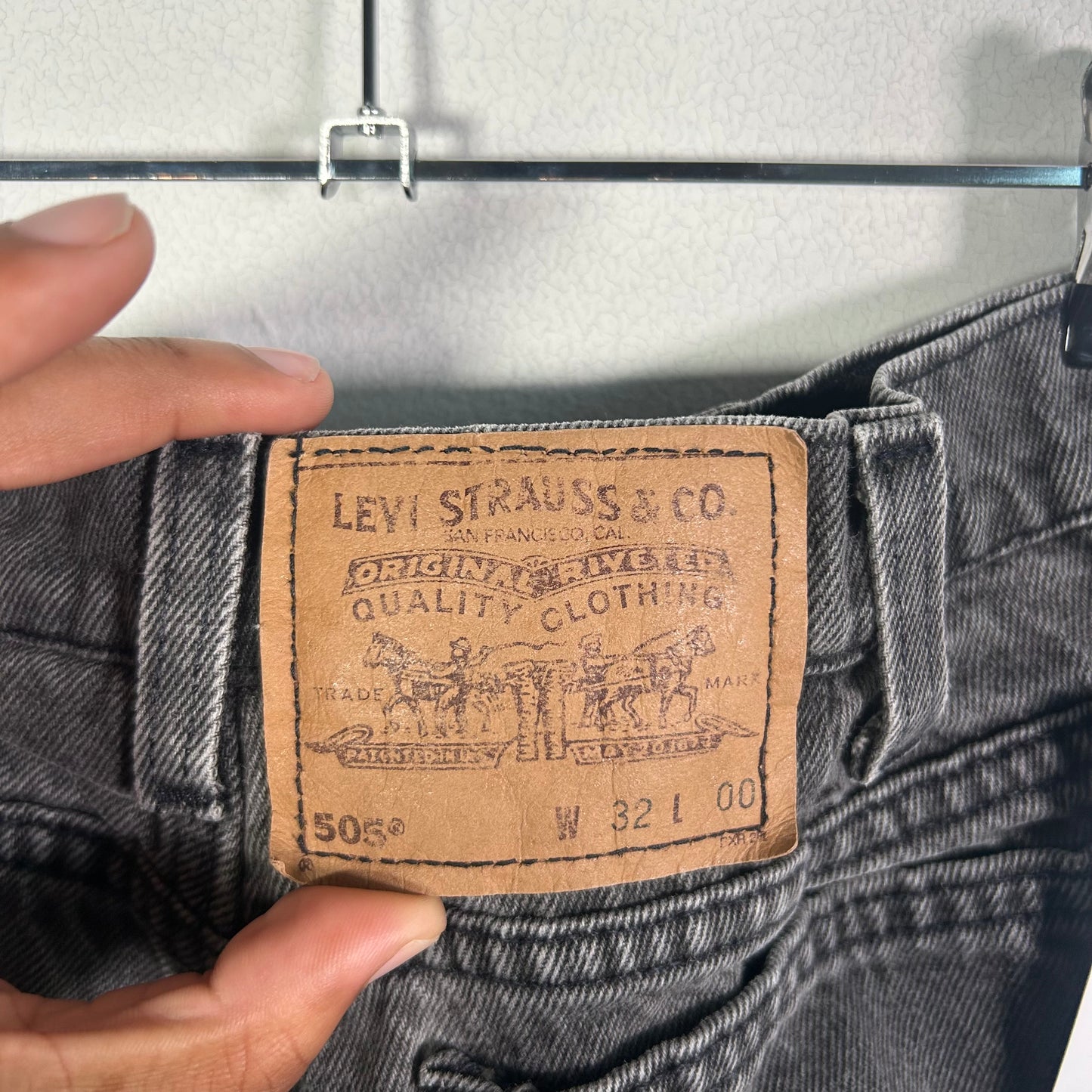 levis  jorts orange tab Bottoms