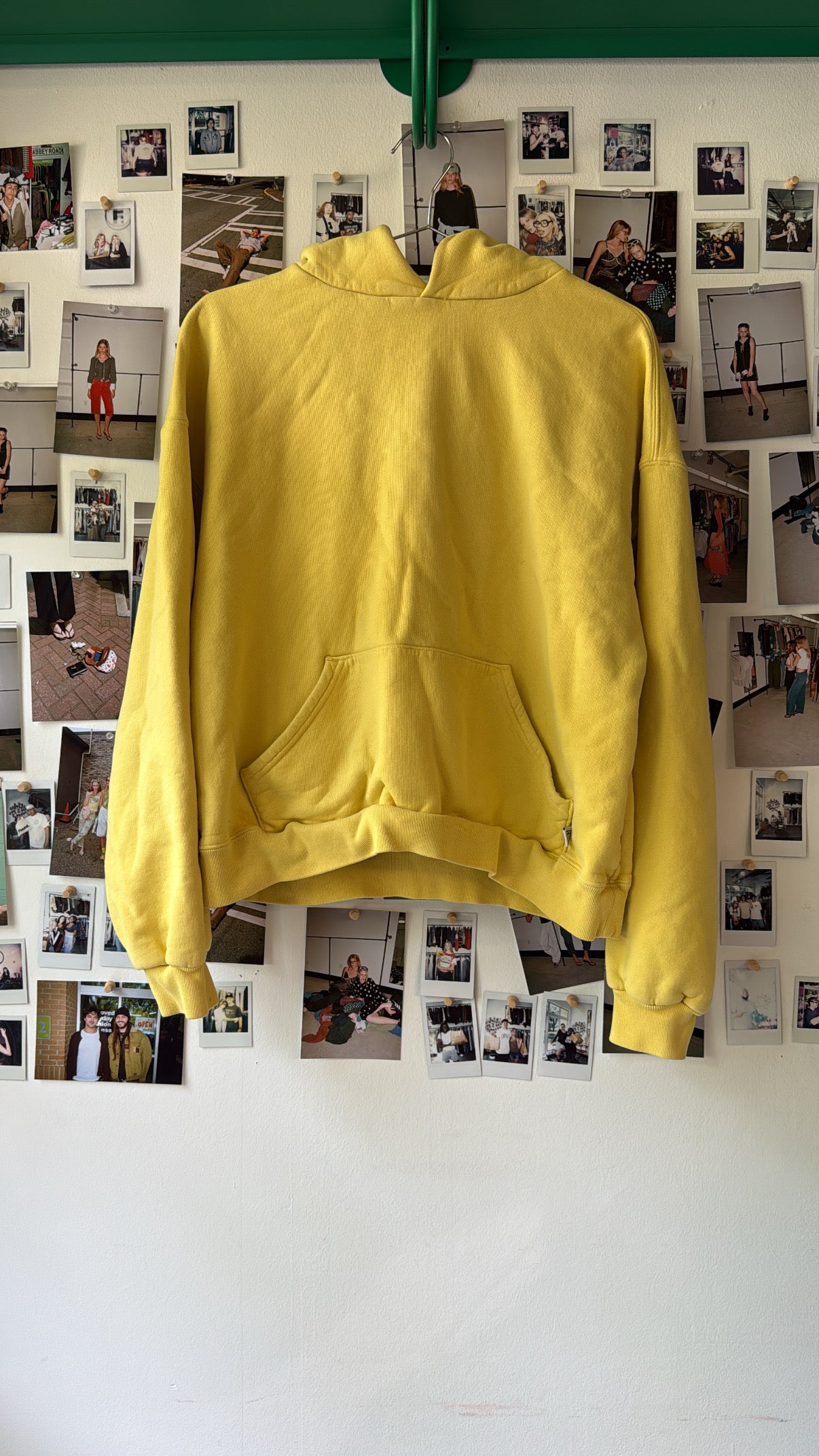 Akimbo  hoodie  Tops