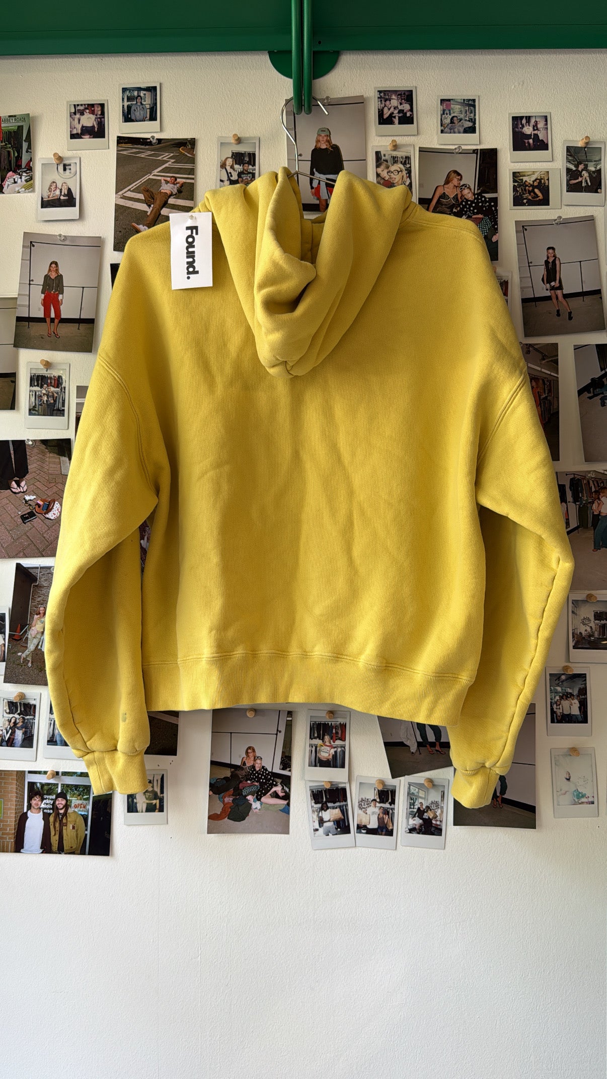 Akimbo  hoodie  Tops