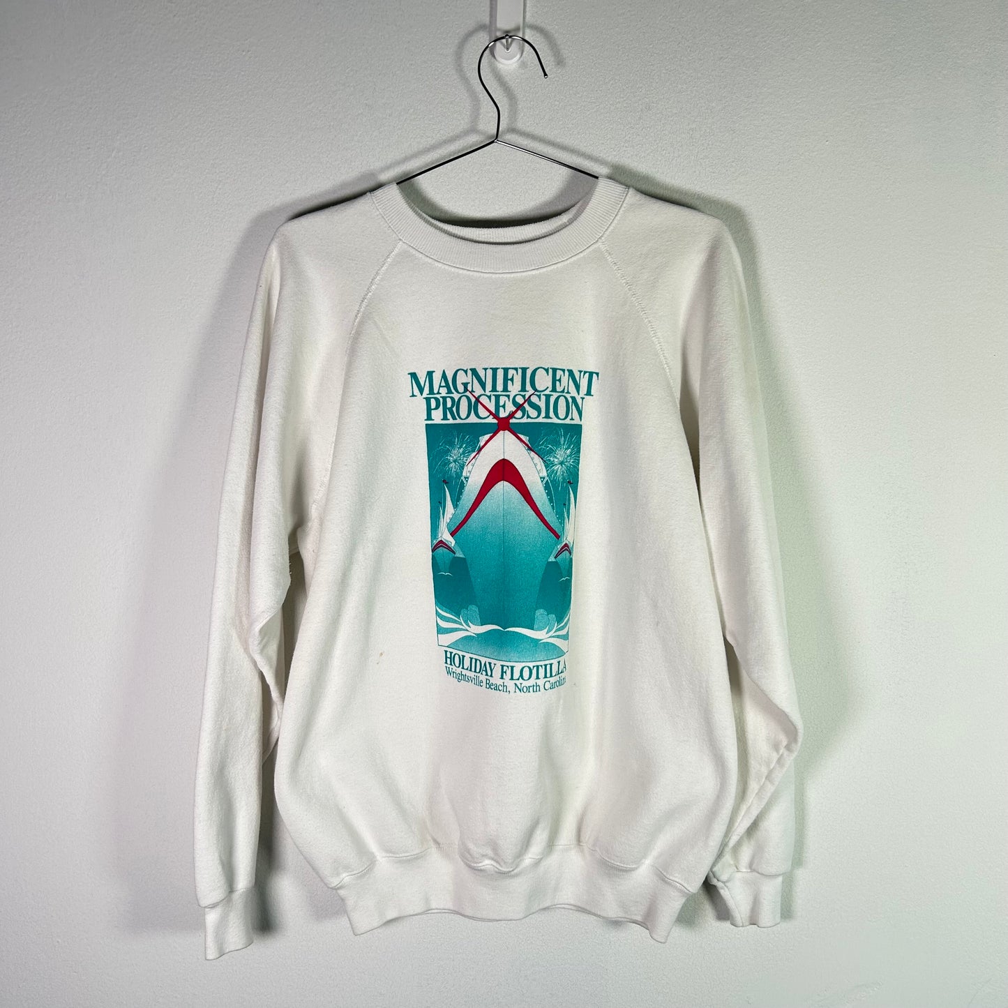 hanes  graphic crewneck  Tops