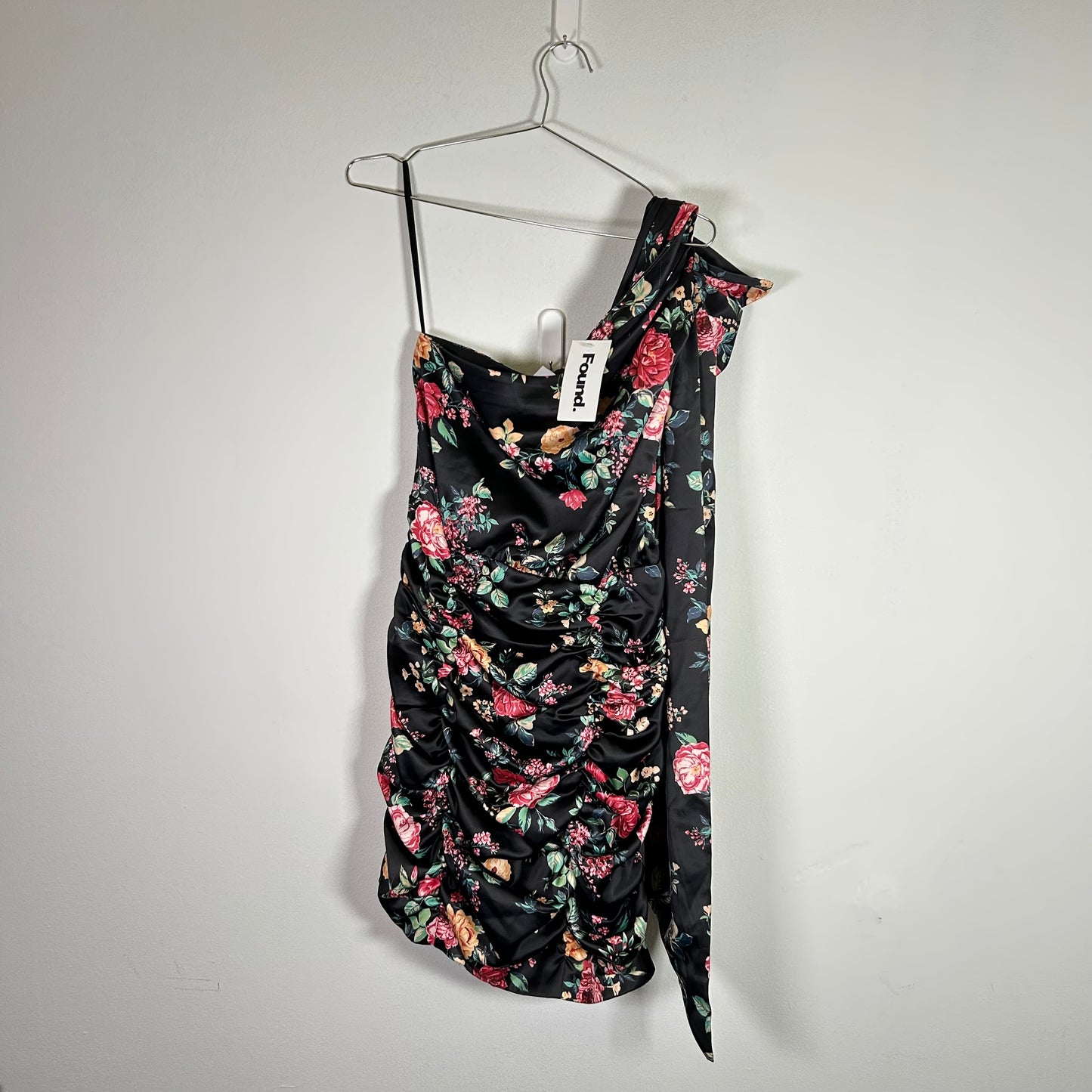 Lovers and Friends floral silk cinched dress Dresses/Skirts