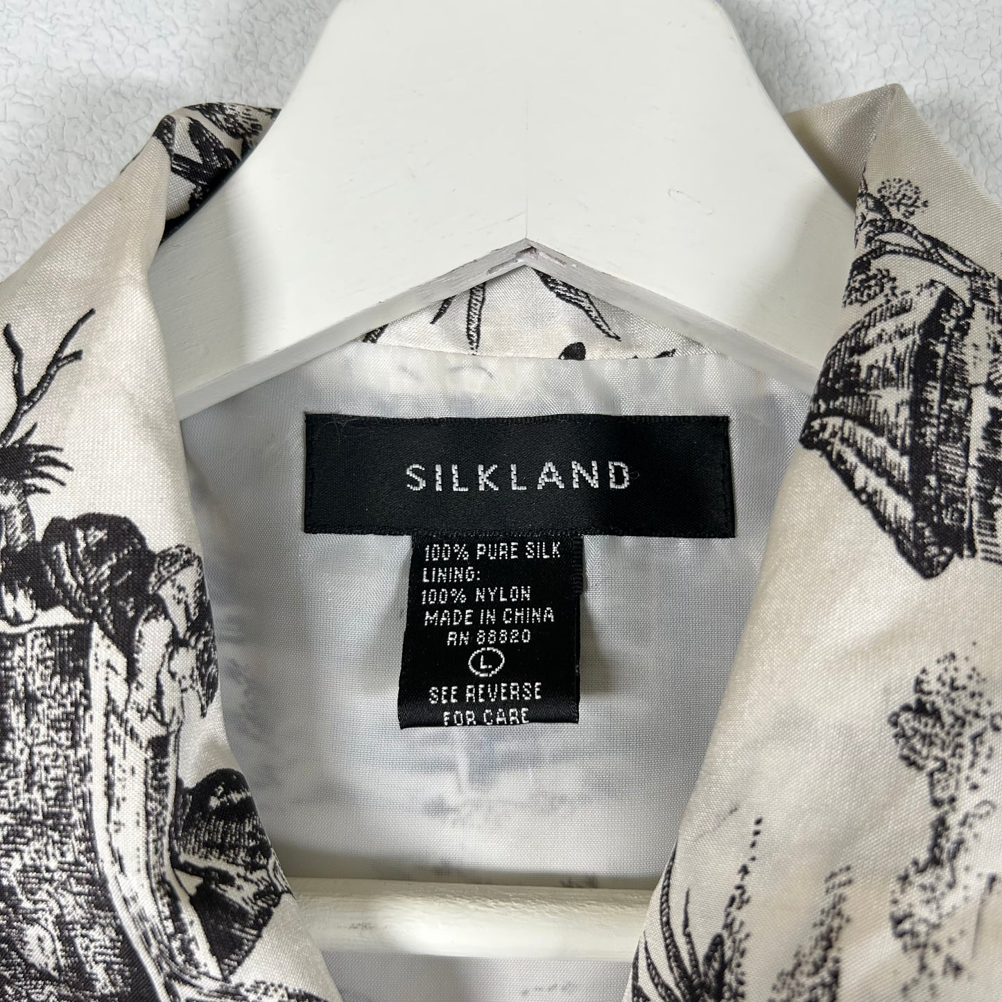 silk land patterned vest  Tops