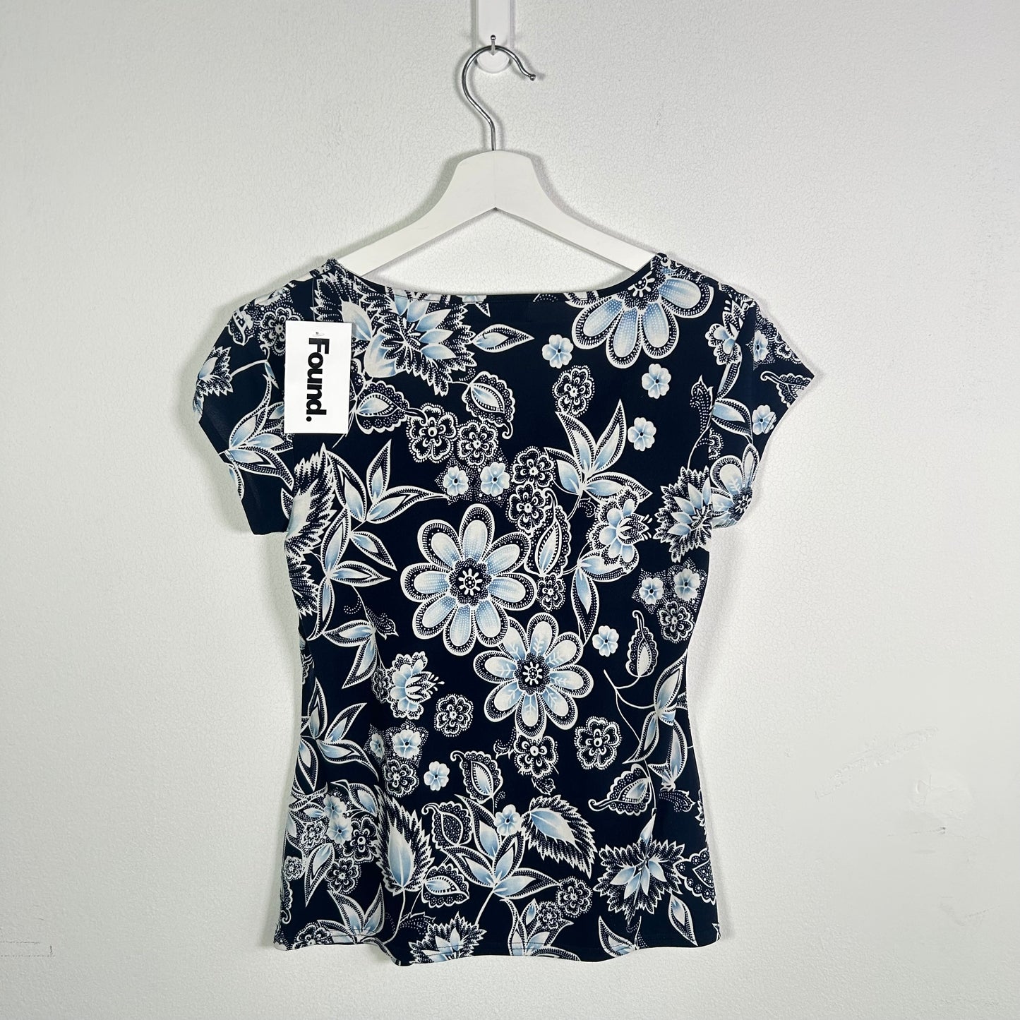 van heusen floral ss top Tops