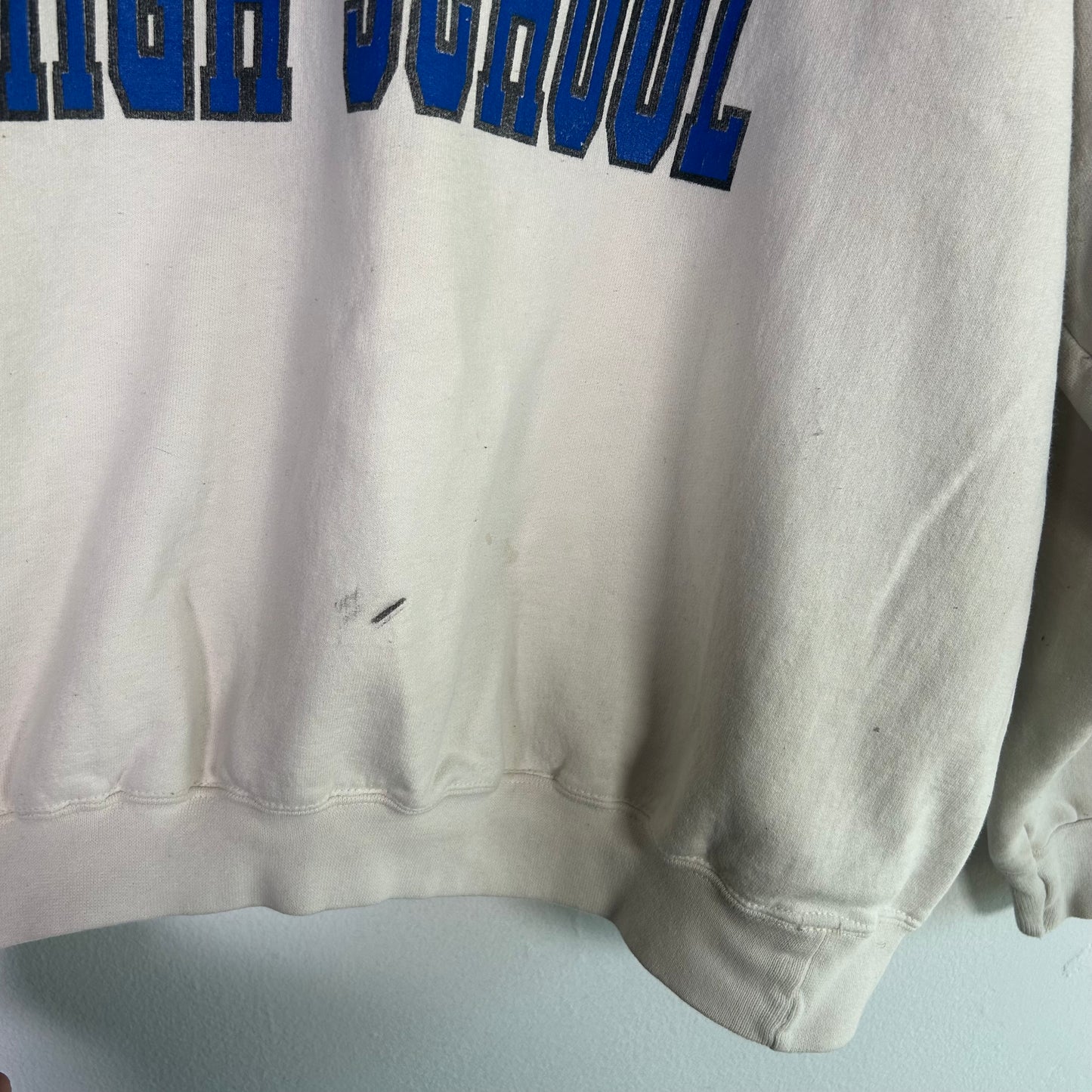 Hanes vtg Mooresville hs crew Tops