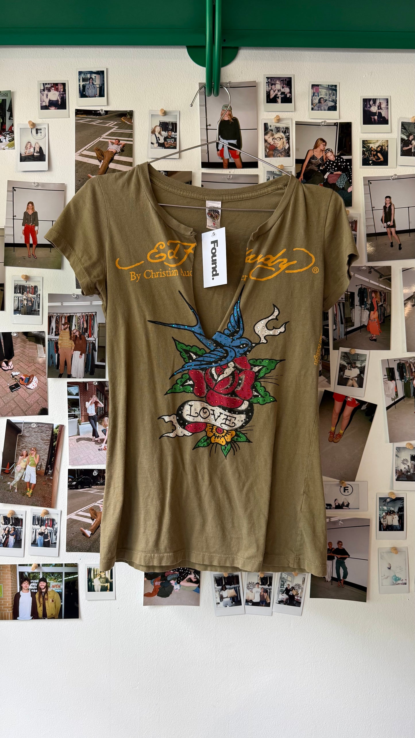 Ed Hardy  tee  Tops