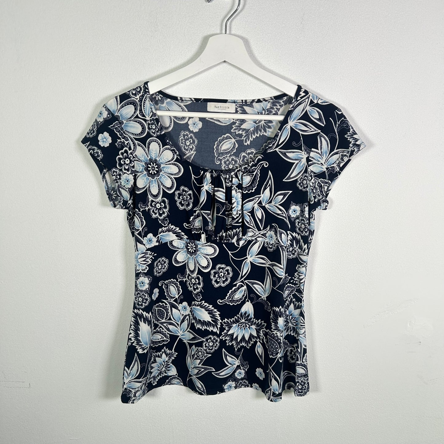 van heusen floral ss top Tops