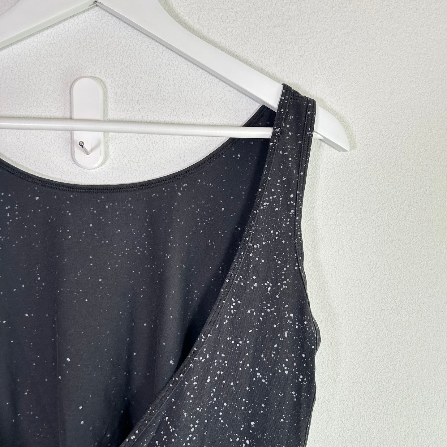 Lululemon tank Tops