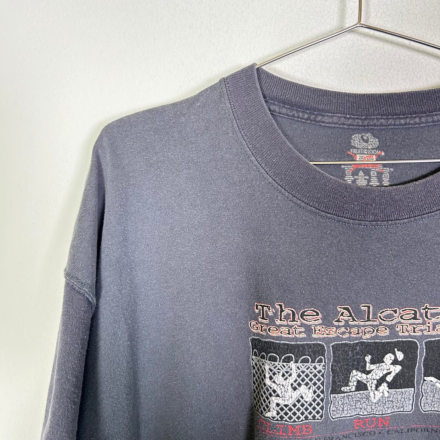 Fruit of the Loom Alcatraz graphic tee Tops
