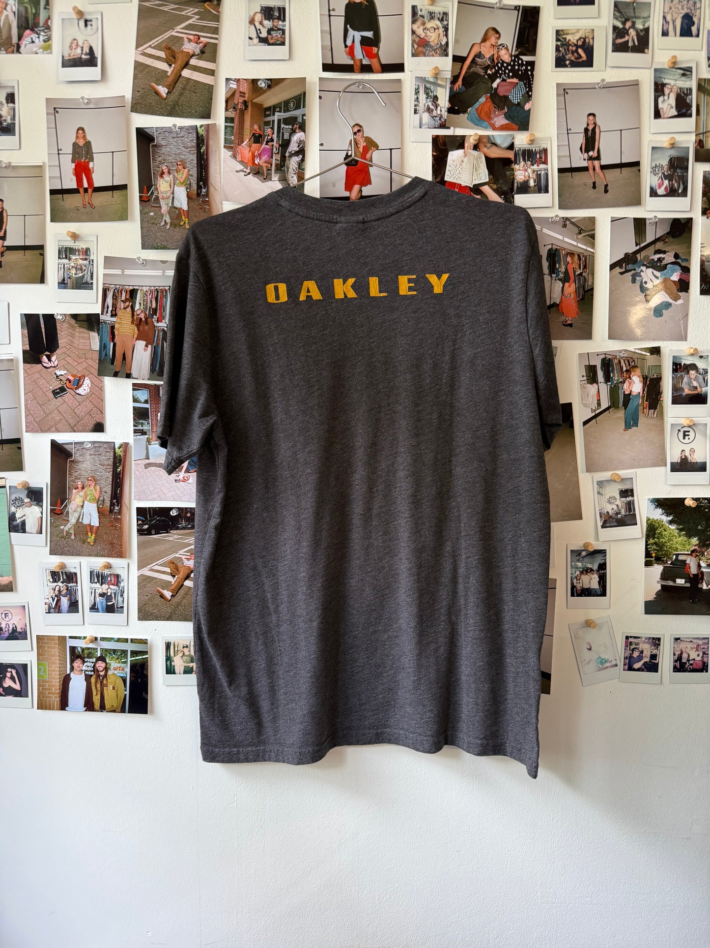 Oakley  tee shirt  Tops