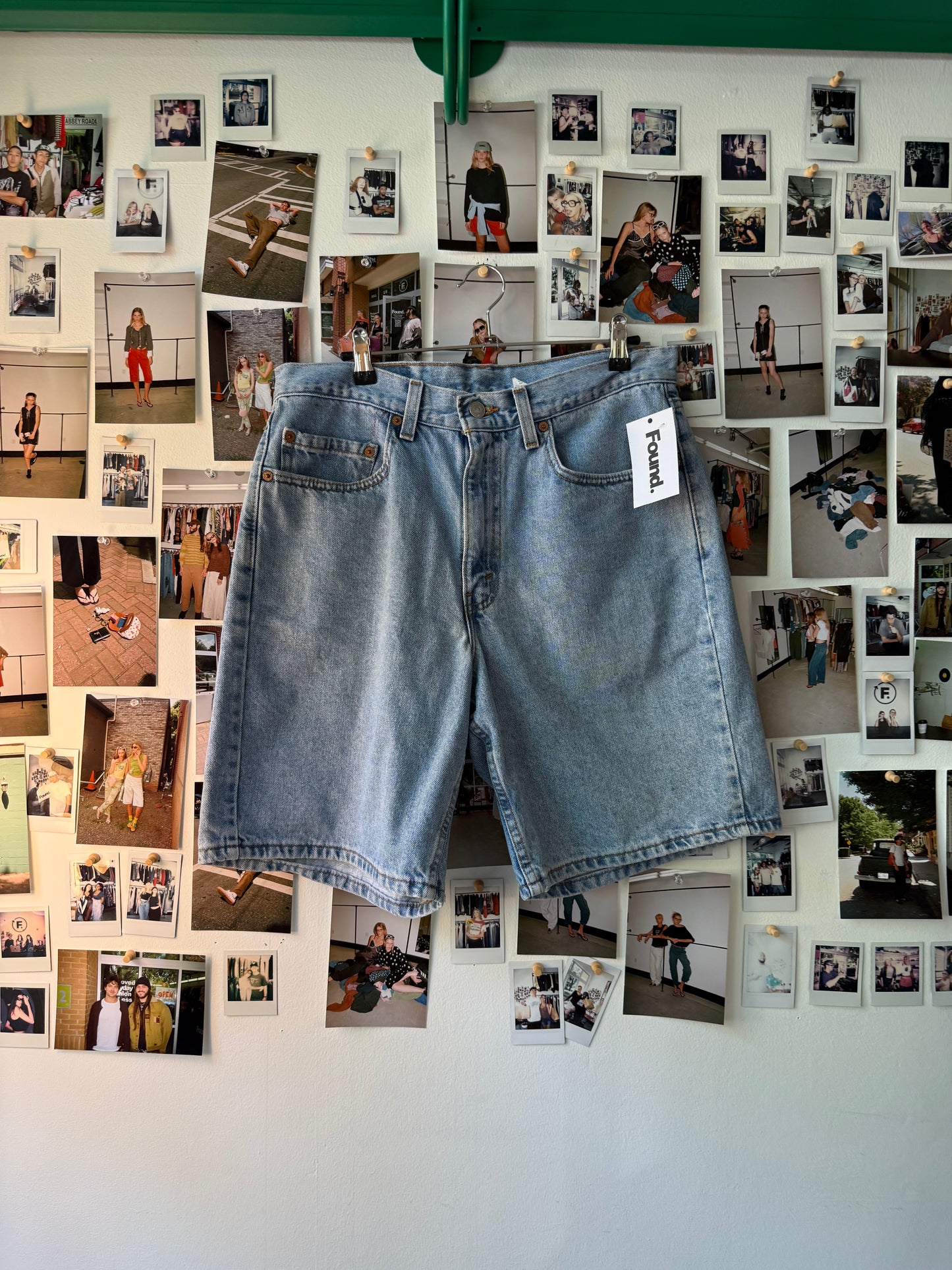 Levis  jorts  Bottoms